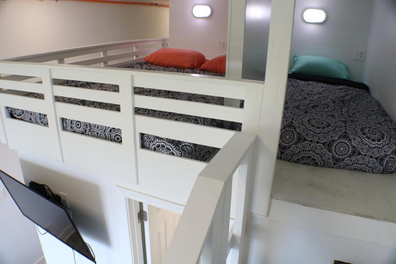 Boardwalk - Crystal Beach 3*