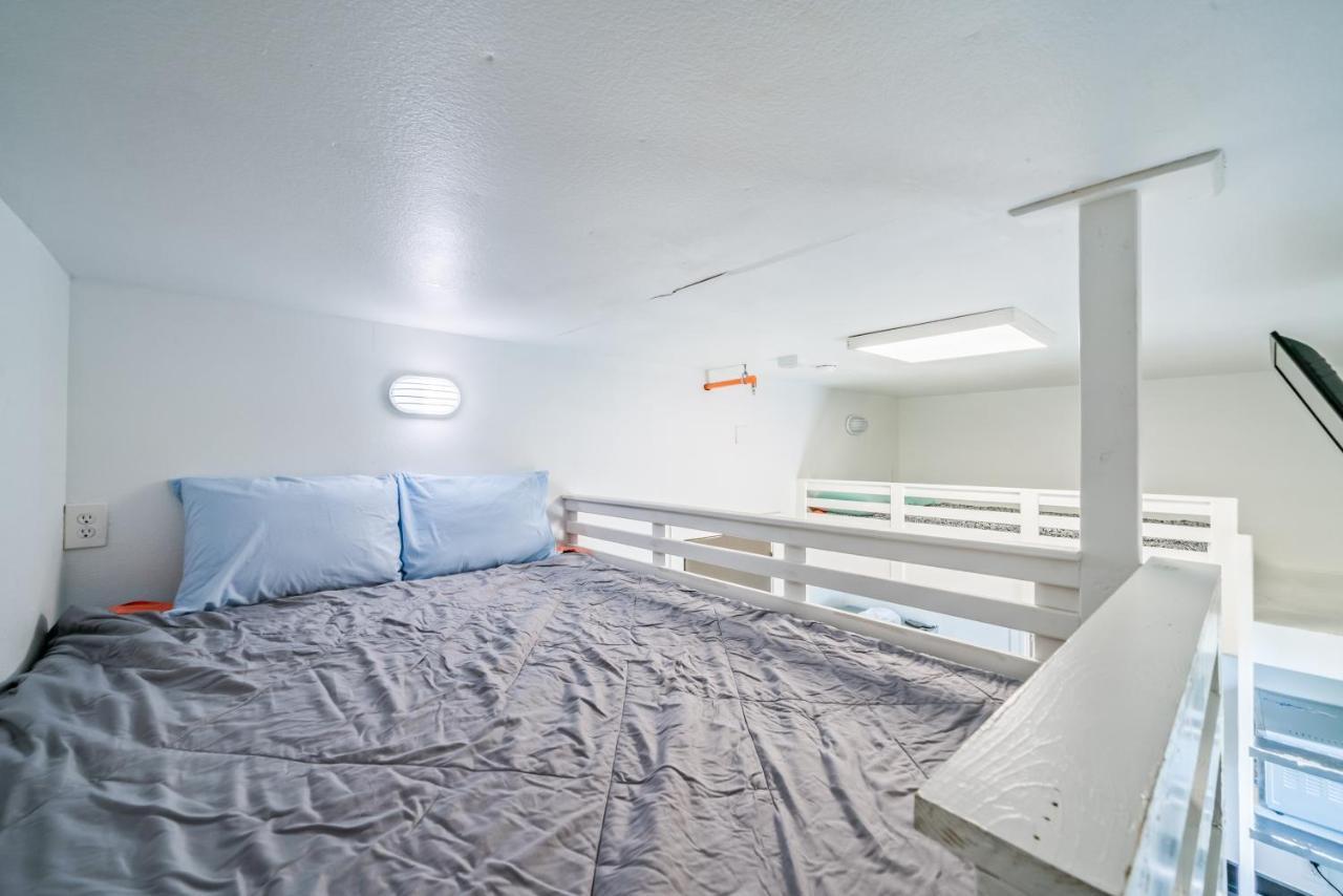 Boardwalk - Crystal Beach 3*
