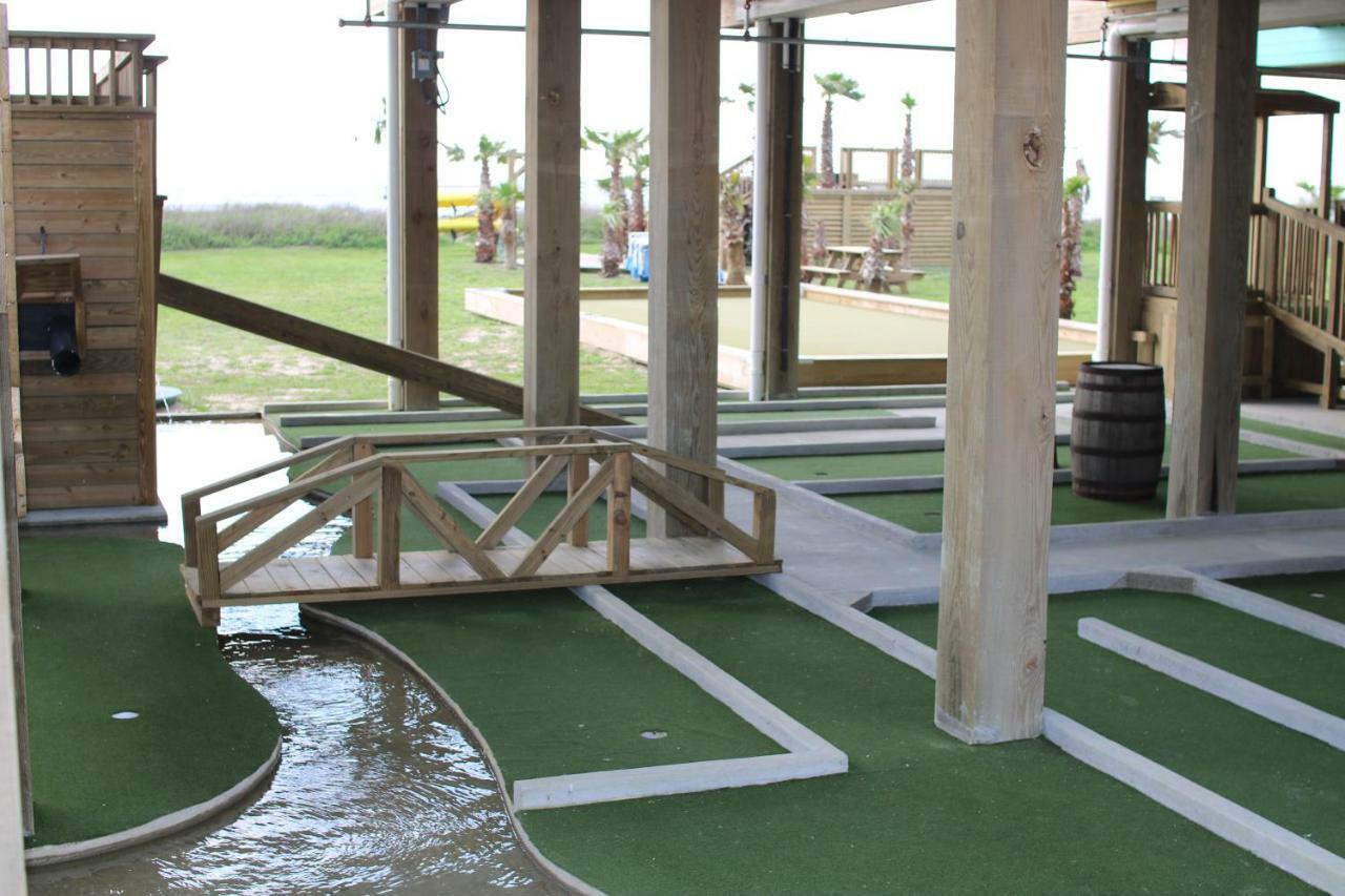 Apartahotel Boardwalk - Crystal Beach 3*