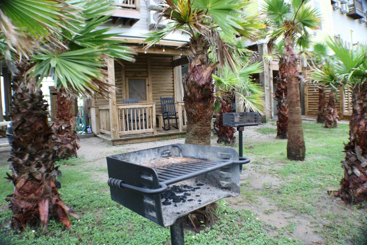 Apartahotel Boardwalk - Crystal Beach 3*