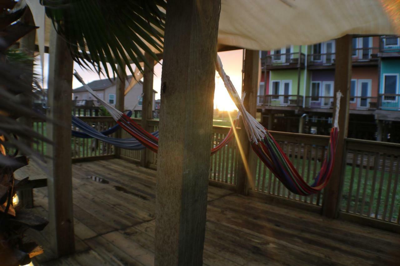 Apartahotel Boardwalk - Crystal Beach 3*